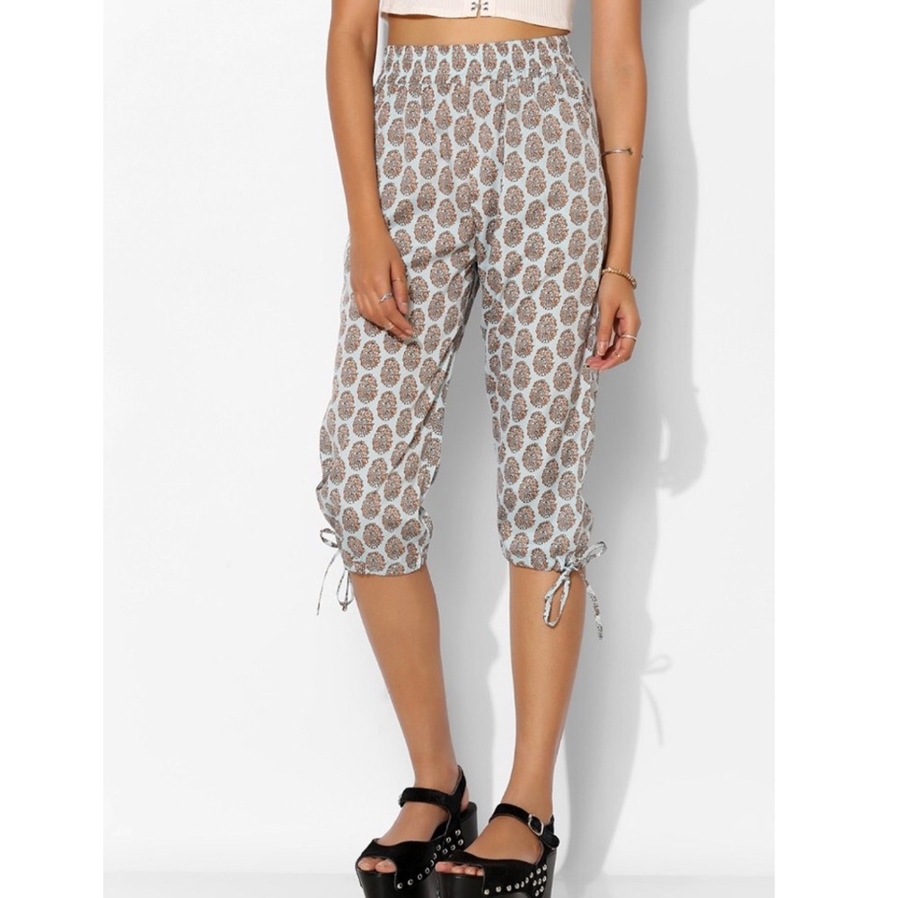 FINAL PRICE DROP Printed Highwaisted Crops